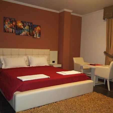 Hotel Mustang Vasqarr Dış mekan fotoğraf