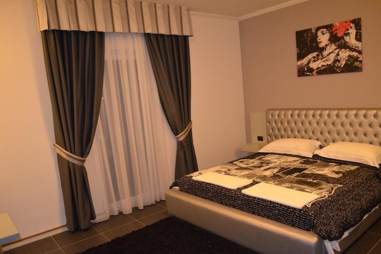 Hotel Mustang Vasqarr Dış mekan fotoğraf