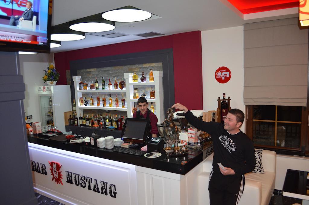 Hotel Mustang Vasqarr Dış mekan fotoğraf