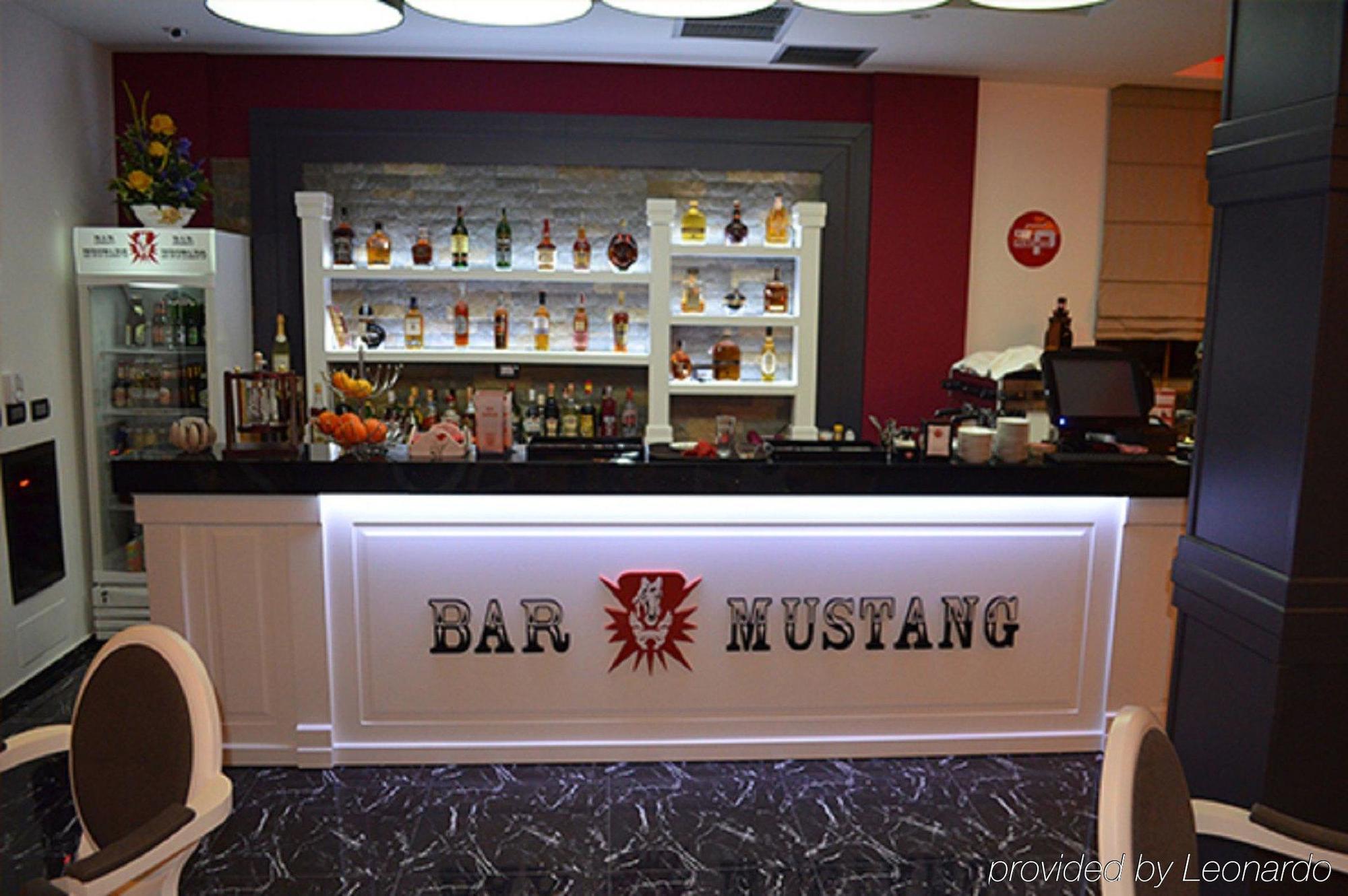 Hotel Mustang Vasqarr Dış mekan fotoğraf