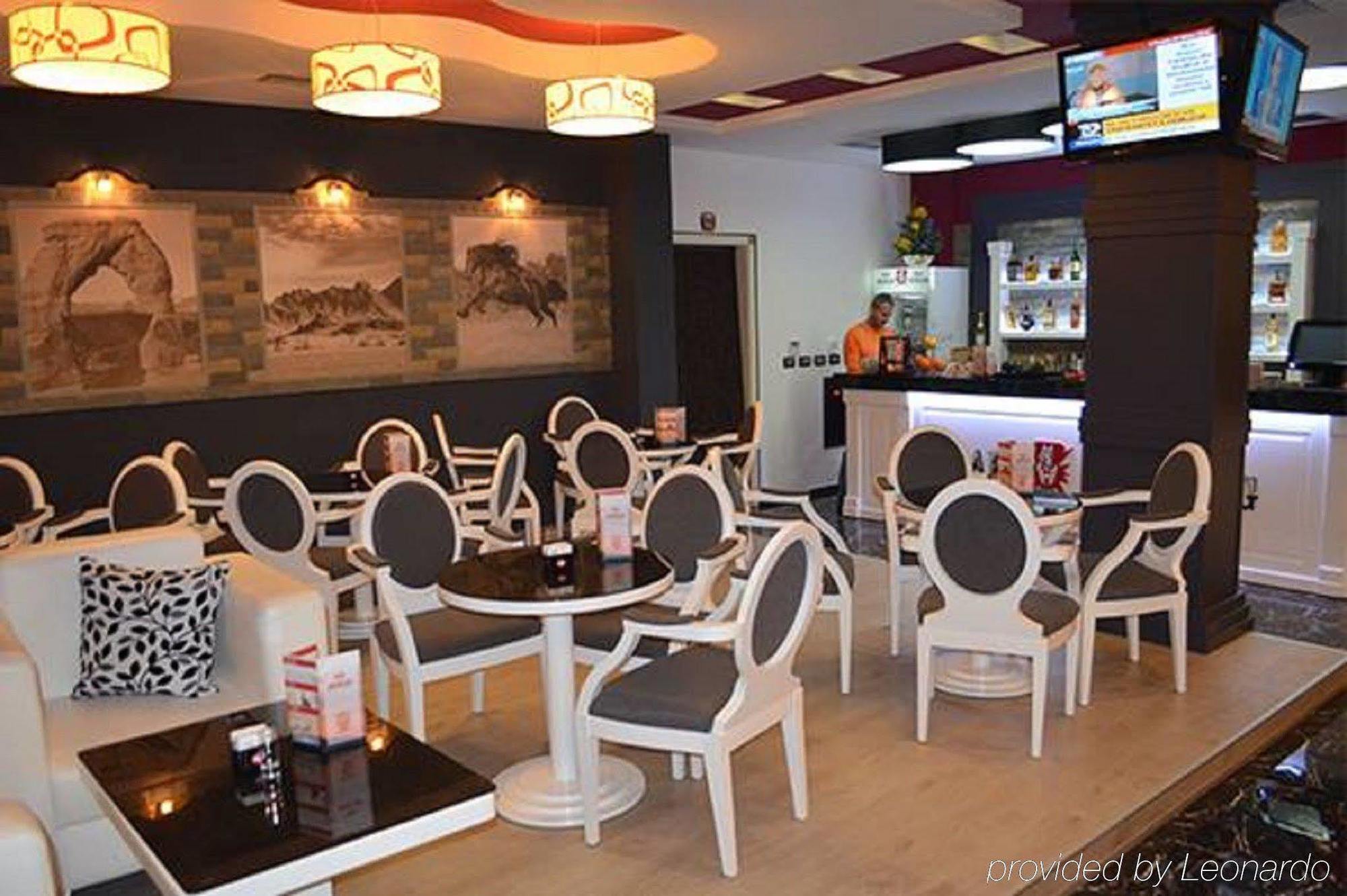 Hotel Mustang Vasqarr Dış mekan fotoğraf