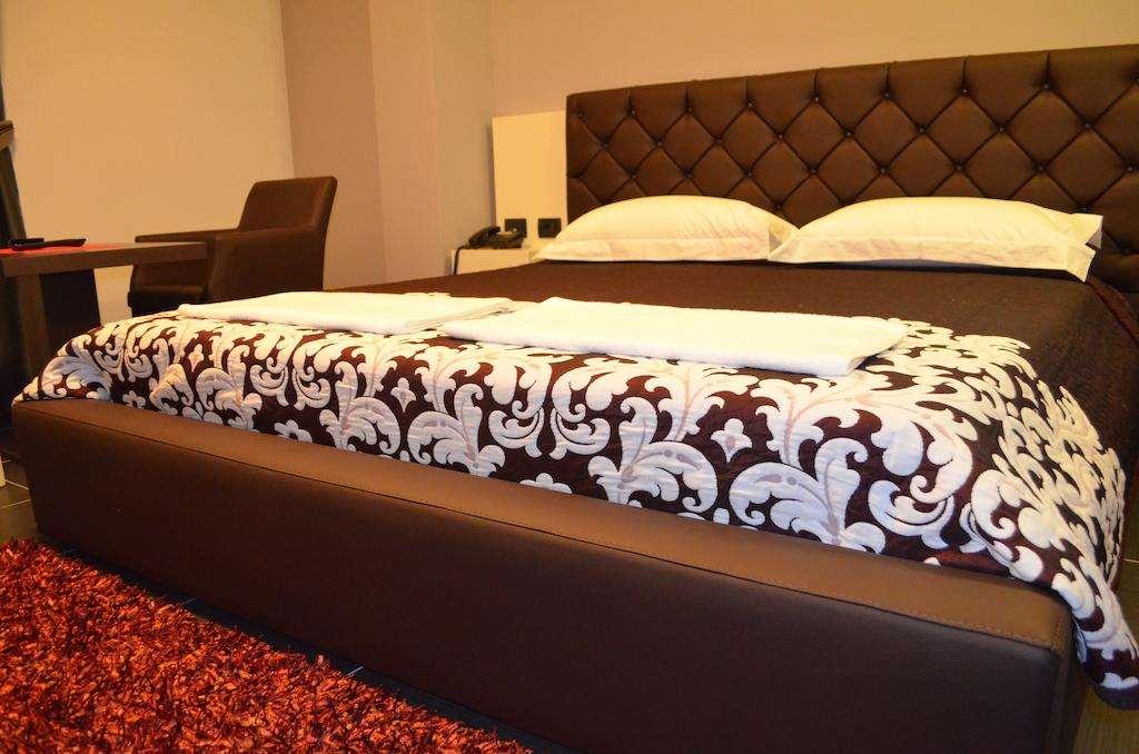 Hotel Mustang Vasqarr Oda fotoğraf